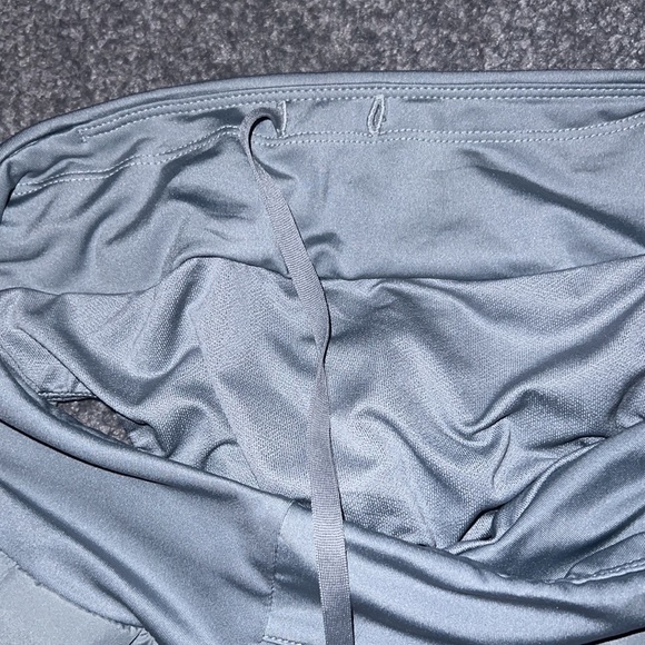 NIKE RUNNING SHORTS - Picture 4 of 4